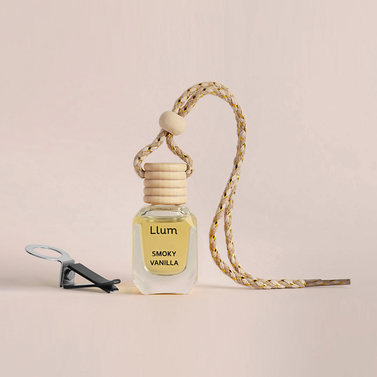 Smoky Vanilla Car Freshener With AC Vent Clip